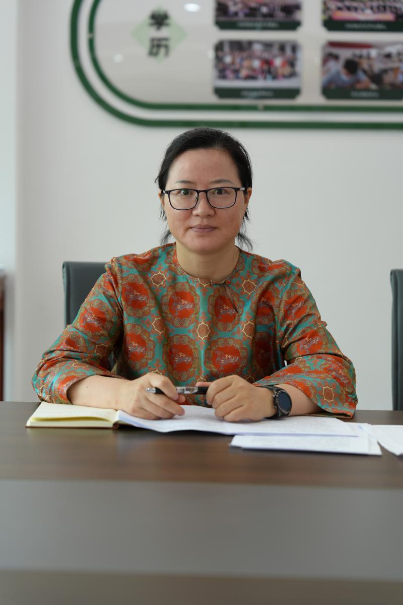 总务处沈小燕报告.JPG